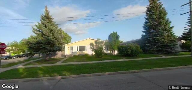 Larawan ng 827 Gateway Road sa Winnipeg, Manitoba