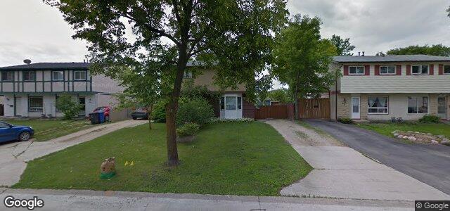 Larawan ng 90 Ravenhill Road sa Winnipeg, Manitoba