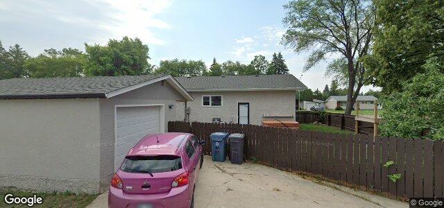 Larawan ng 900 London Street sa Winnipeg, Manitoba