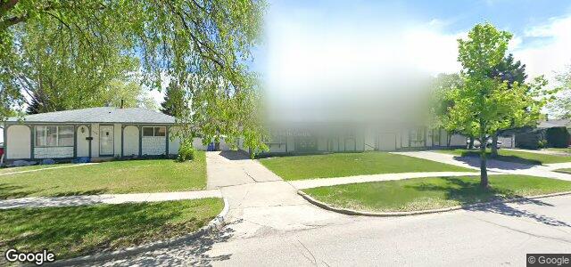 Photo of 911 Louelda Street in Winnipeg, Manitoba