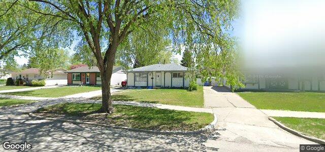 Larawan ng 915 Louelda Street sa Winnipeg, Manitoba