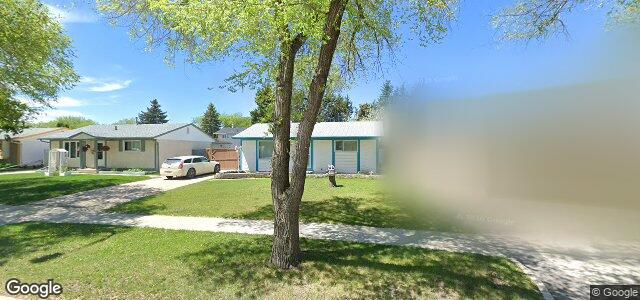 Larawan ng 916 Louelda Street sa Winnipeg, Manitoba