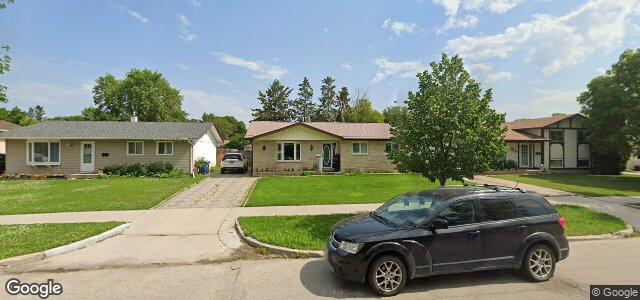 Larawan ng 93 Antrim Road sa Winnipeg, Manitoba