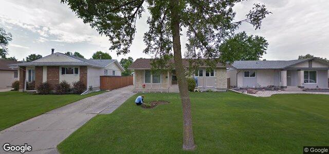 Larawan ng 93 Stacey Bay sa Winnipeg, Manitoba