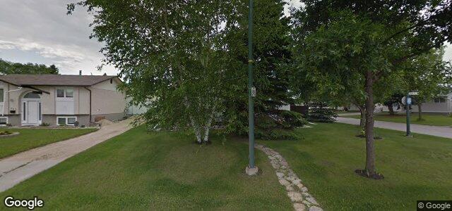 956 Kimberly Avenue（加拿大曼尼托巴省温尼伯市）房屋照片
