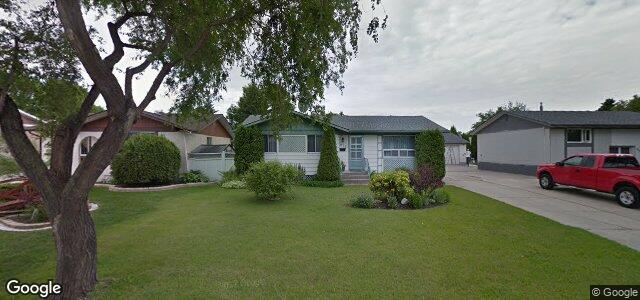 Larawan ng 976 Kimberly Avenue sa Winnipeg, Manitoba