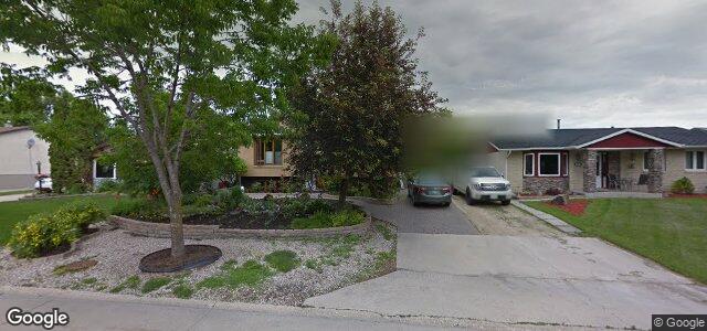 Larawan ng 98 Lemmen Drive sa Winnipeg, Manitoba