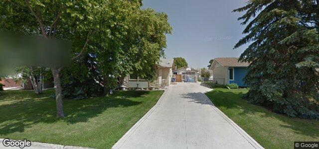 99 Amelia Crescent（加拿大曼尼托巴省温尼伯市）房屋照片