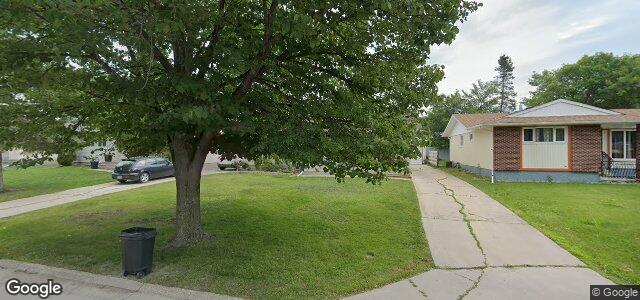 Larawan ng 99 Reay Crescent sa Winnipeg, Manitoba