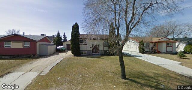 Larawan ng 996 Kimberly Avenue sa Winnipeg, Manitoba