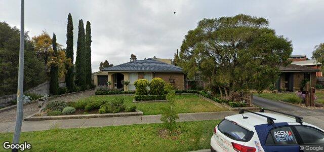 Larawan ng 23 Regal Avenue sa Winnipeg, Manitoba