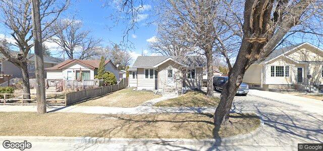 Larawan ng 31 Fermor Avenue sa Winnipeg, Manitoba