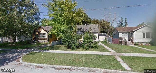 Larawan ng 69 Fermor Avenue sa Winnipeg, Manitoba