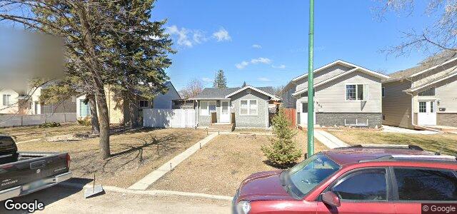 Larawan ng 69 Regal Avenue sa Winnipeg, Manitoba
