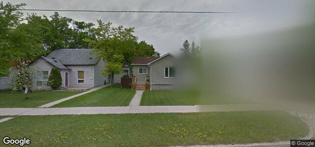 Larawan ng 71 Fermor Avenue sa Winnipeg, Manitoba