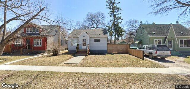 Larawan ng 74 Crystal Avenue sa Winnipeg, Manitoba