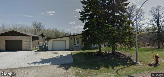 Larawan ng 133 Stockdale Street sa Winnipeg, Manitoba