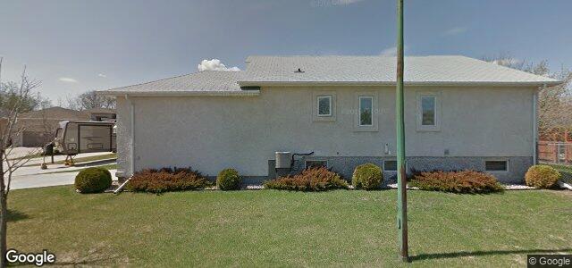 Larawan ng 150 Bloomer Crescent sa Winnipeg, Manitoba