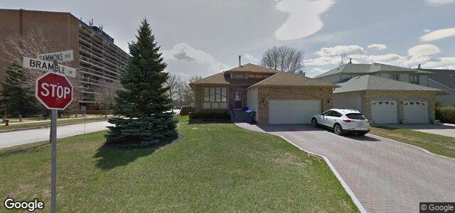 Larawan ng 2 Sammons Crescent sa Winnipeg, Manitoba