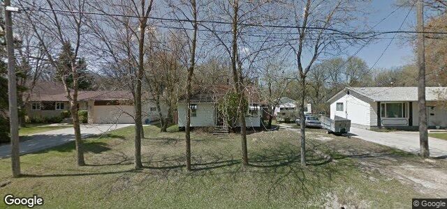 Larawan ng 220 Chalfont Road sa Winnipeg, Manitoba