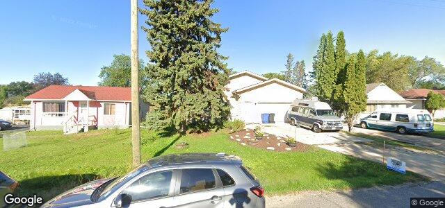 Larawan ng 230 Elmhurst Road sa Winnipeg, Manitoba