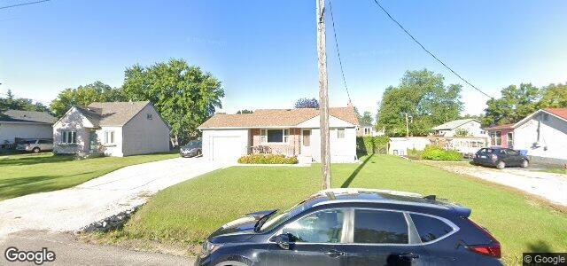 Larawan ng 240 Elmhurst Road sa Winnipeg, Manitoba