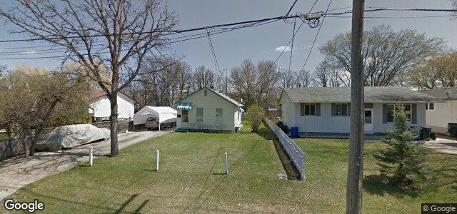 Larawan ng 251 Laxdal Road sa Winnipeg, Manitoba