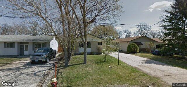 Larawan ng 261 Laxdal Road sa Winnipeg, Manitoba