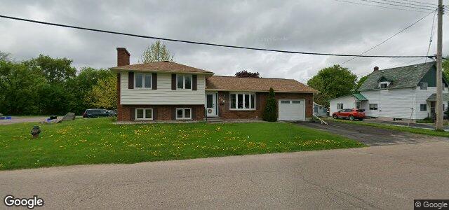 Larawan ng 290 Mclean Street sa Winnipeg, Manitoba