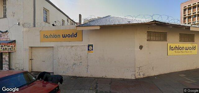 Larawan ng 30 Stockdale Street sa Winnipeg, Manitoba