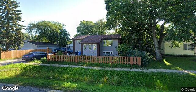 Larawan ng 311 Elmhurst Road sa Winnipeg, Manitoba