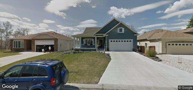 Larawan ng 32 Sammons Crescent sa Winnipeg, Manitoba