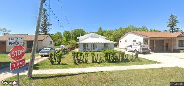 Larawan ng 324 Laxdal Road sa Winnipeg, Manitoba