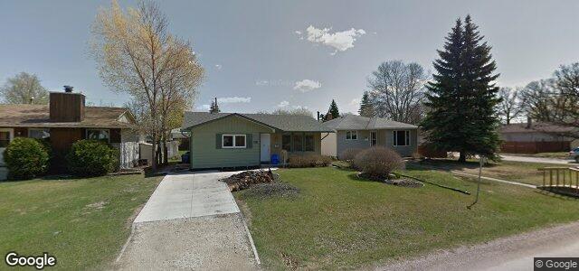 Larawan ng 325 Lynbrook Drive sa Winnipeg, Manitoba