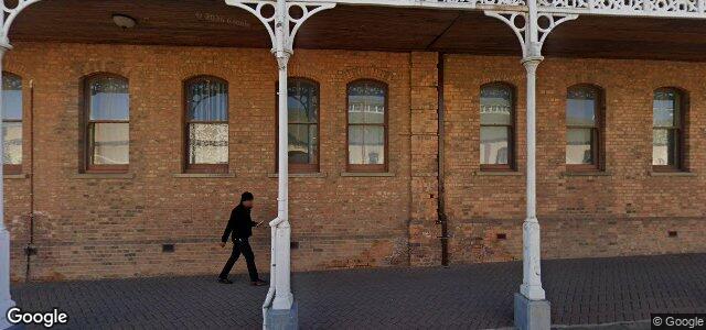 Larawan ng 36 Stockdale Street sa Winnipeg, Manitoba