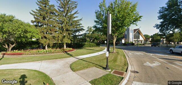 Larawan ng 360 Elmhurst Road sa Winnipeg, Manitoba