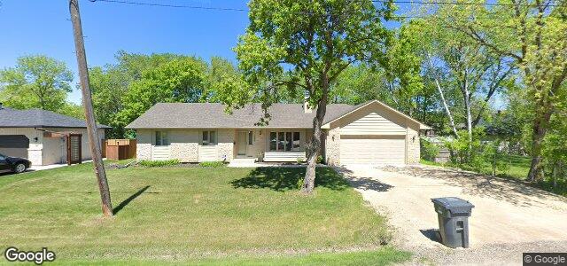 Larawan ng 3605 Batchelor Avenue sa Winnipeg, Manitoba