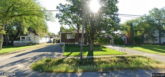 Larawan ng 365 Elmhurst Road sa Winnipeg, Manitoba
