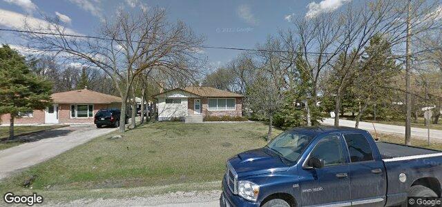 Larawan ng 3719 Batchelor Avenue sa Winnipeg, Manitoba