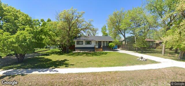 Larawan ng 400 Laxdal Road sa Winnipeg, Manitoba