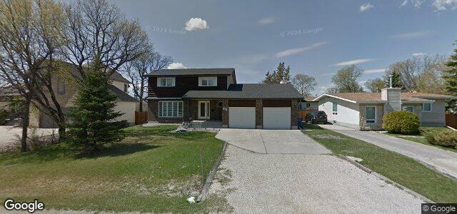 Photo of 414 Lynbrook Drive in Winnipeg, Manitoba