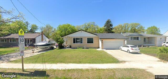 Larawan ng 416 Laxdal Road sa Winnipeg, Manitoba