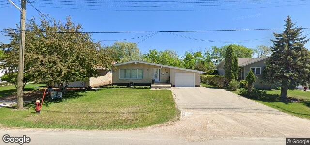 Larawan ng 437 Laxdal Road sa Winnipeg, Manitoba