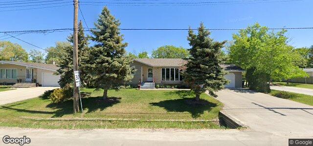 Larawan ng 441 Laxdal Road sa Winnipeg, Manitoba