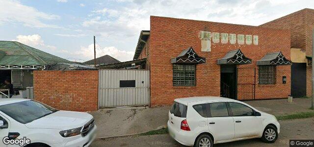 Larawan ng 72 Stockdale Street sa Winnipeg, Manitoba