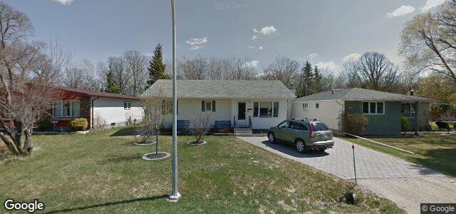 Larawan ng 85 Stockdale Street sa Winnipeg, Manitoba