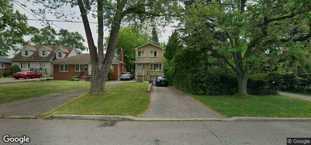 Larawan ng 165 Hendon Avenue sa Winnipeg, Manitoba