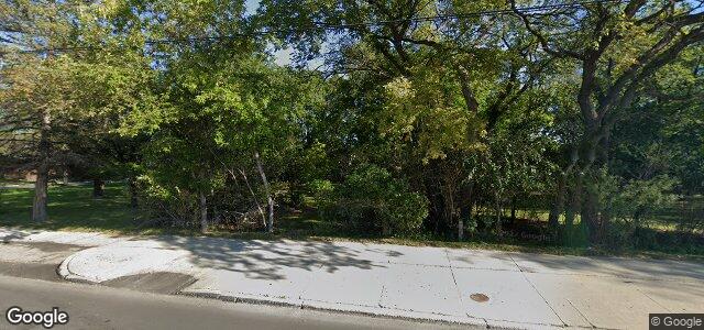 Larawan ng 3201 Roblin Boulevard sa Winnipeg, Manitoba