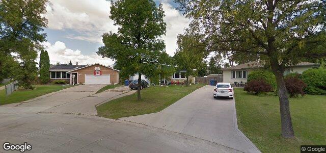 Photo of 42 Royalgate Road in Winnipeg, Manitoba