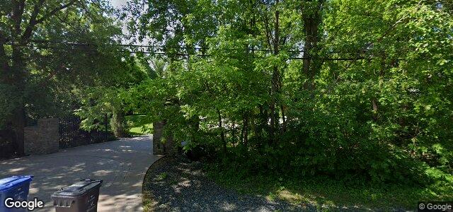 Larawan ng 122 Victoria Crescent sa Winnipeg, Manitoba